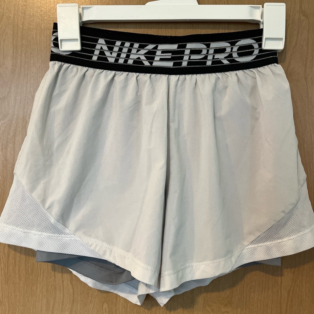 Nike Shorts Womens XSmall 2-in-1 Pro Dri-Fit Running Training Sportswear
